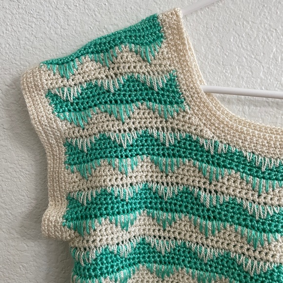 Vintage Handmade Sweater - Picture 2 of 4